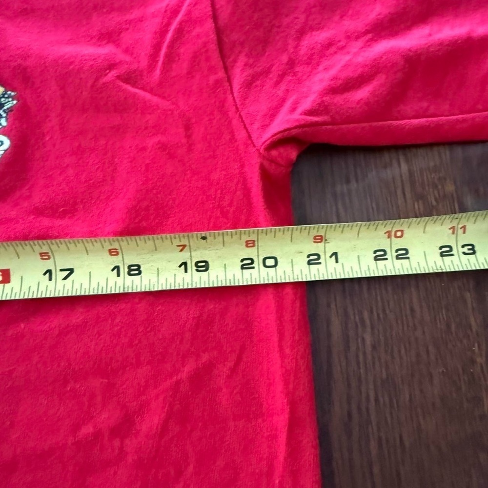 Hanes Red Short Sleeve Tee with Graphic Design - Picture 5 of 5